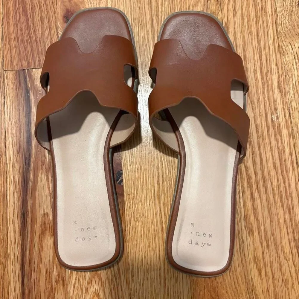 A-new-day Women's Brown Slides